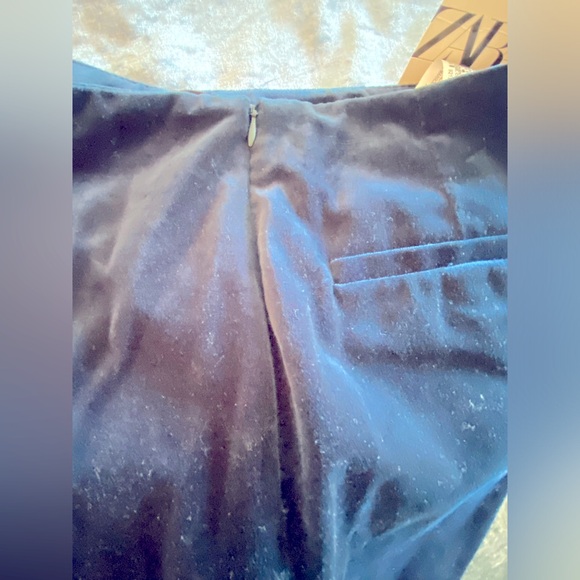 NWT Dark blue Velvet pants. Size M Zara - Picture 2 of 6